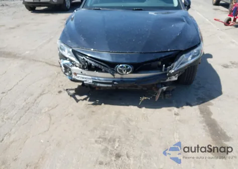 2021 Toyota Camry Le Awd z USA, uszkodzony, nr VIN 4T1C11BK7MU030847